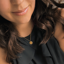 Lade das Bild im Galerie-Viewer, KAT EVE 'Double Disc' Anhänger Ø 10 & 14 mm echtes Gold 333 Gelbgold