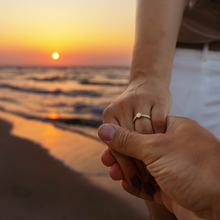 Lade das Bild im Galerie-Viewer, KAT EVE Beispiel Individualanfertigung Verlobungsring Natalie