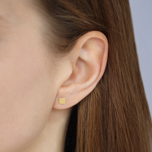 Lade das Bild im Galerie-Viewer, KAT EVE 'Simple Square' Ohrringe Paar echtes Gold